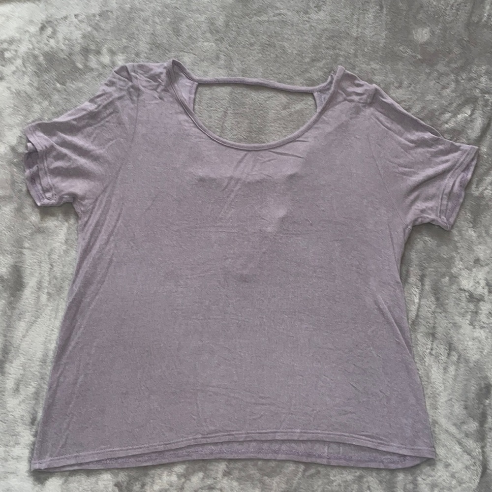 Tilly’s open back t-shirt